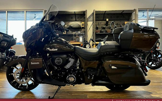 2023 Indian Motorcycle® Roadmaster® Dark Horse® Bronze Pearl Metallic