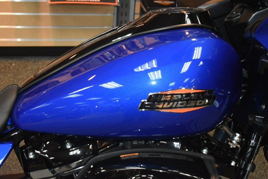 FLTRX 2025 Road Glide™