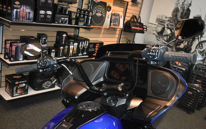 FLTRX 2025 Road Glide™