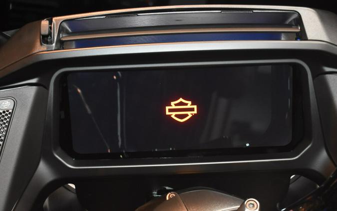 FLTRX 2025 Road Glide™