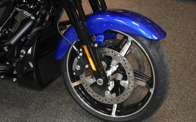 FLTRX 2025 Road Glide™