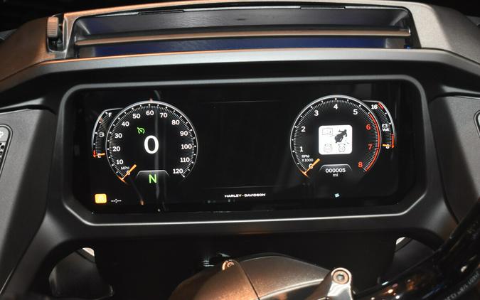 FLTRX 2025 Road Glide™