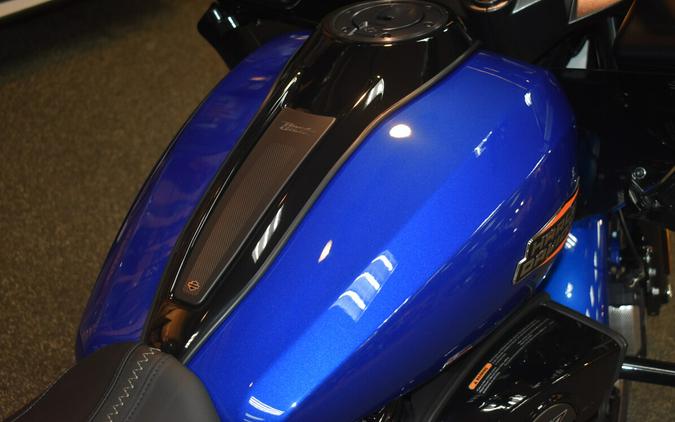 FLTRX 2025 Road Glide™