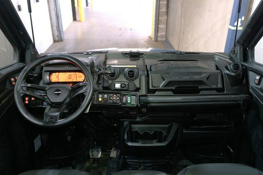 2025 Can-Am Defender MAX Limited HD10