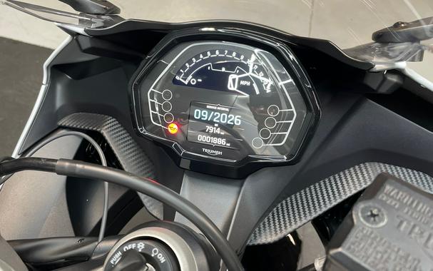 2025 Triumph Daytona 660 White/Black