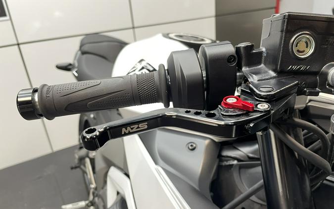 2025 Triumph Daytona 660 White/Black