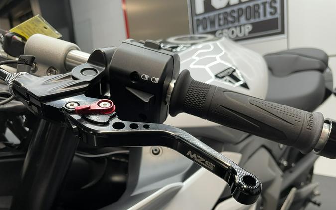 2025 Triumph Daytona 660 White/Black