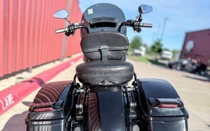 2018 Harley-Davidson Road King Special Vivid Black