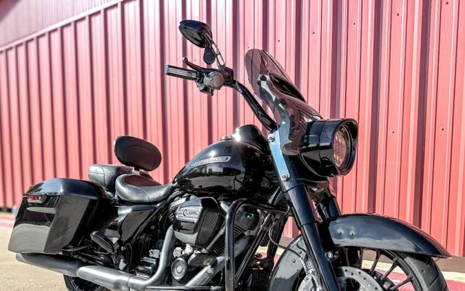 2018 Harley-Davidson Road King Special Vivid Black
