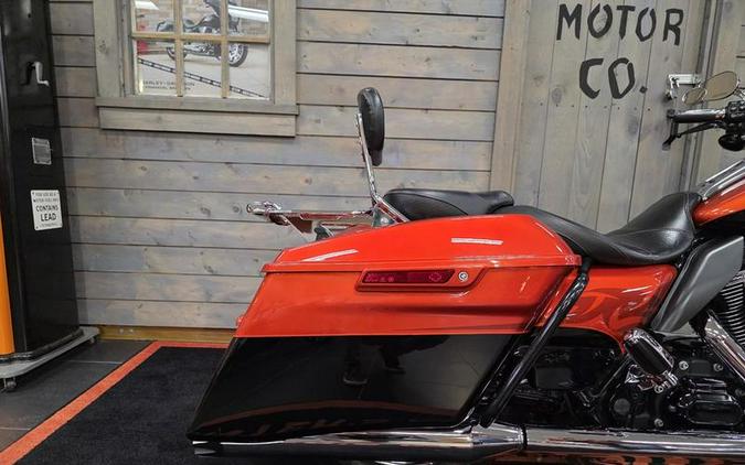 2014 Harley-Davidson® FLHRSE - CVO™ Road King®