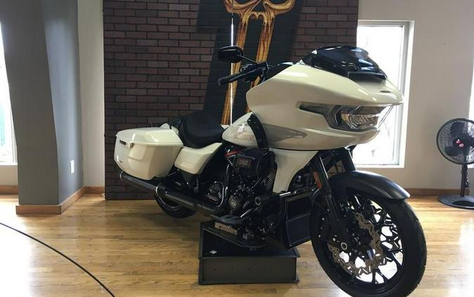 2024 Harley-Davidson CVO Road Glide ST Review [13 Fast Facts]