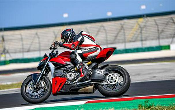 2022 Ducati Streetfighter V2