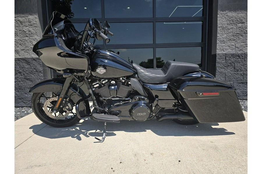 2021 Harley-Davidson® Road Glide Special