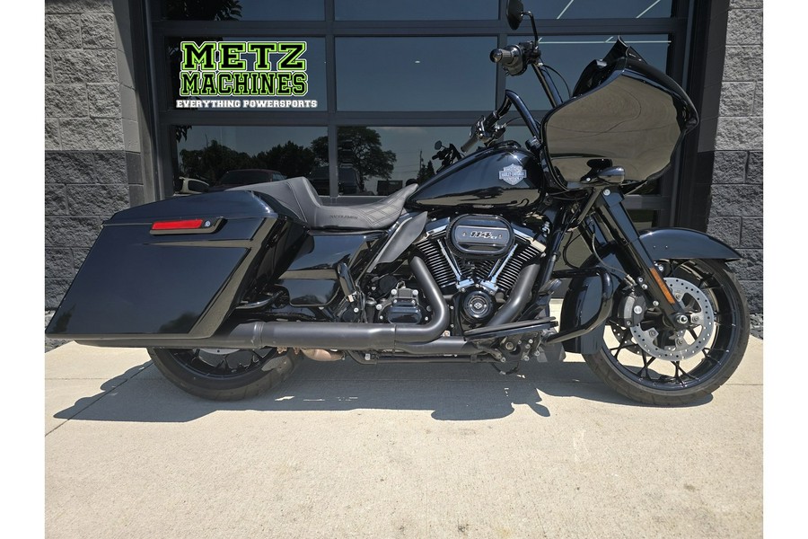 2021 Harley-Davidson® Road Glide Special