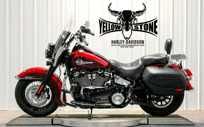 2019 Harley-Davidson Heritage Classic 114 Wicked Red/Twisted Cherry