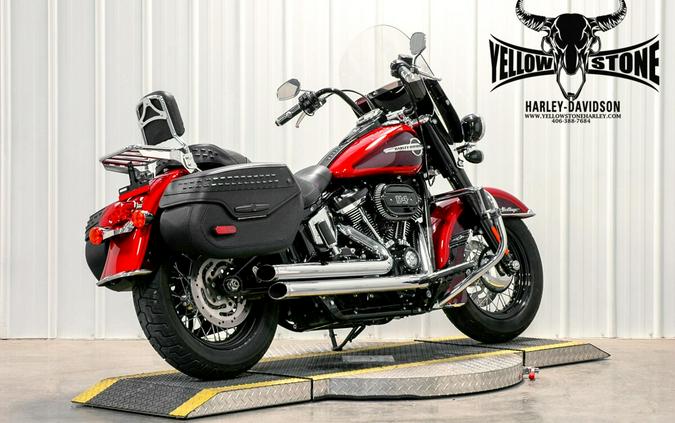 2019 Harley-Davidson Heritage Classic 114 Wicked Red/Twisted Cherry
