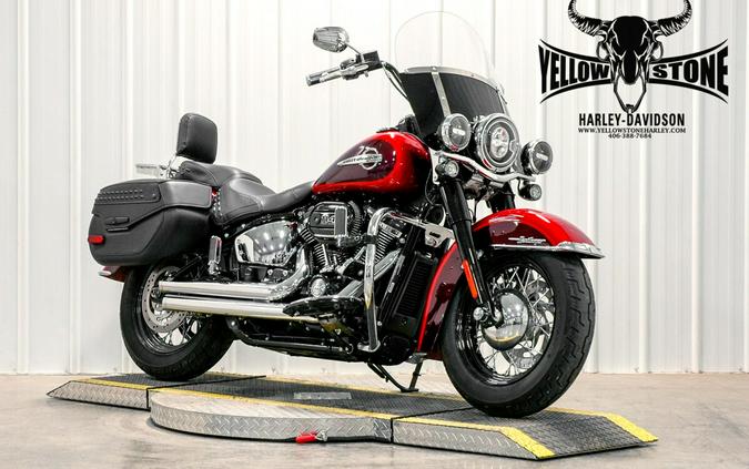 2019 Harley-Davidson Heritage Classic 114 Wicked Red/Twisted Cherry