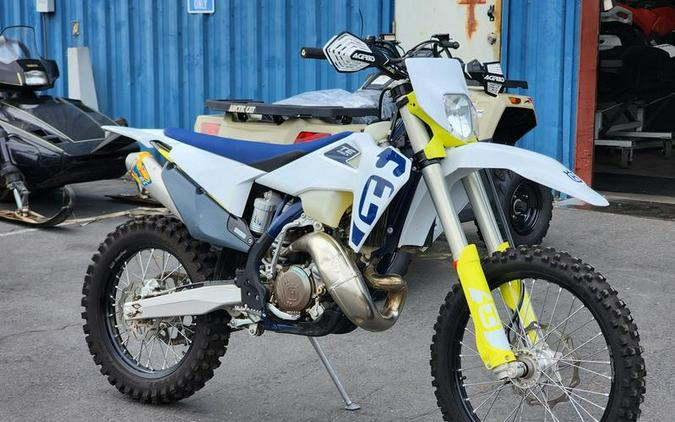 2020 Husqvarna TE 150i Review: Single-Track Test (17 Fast Facts)