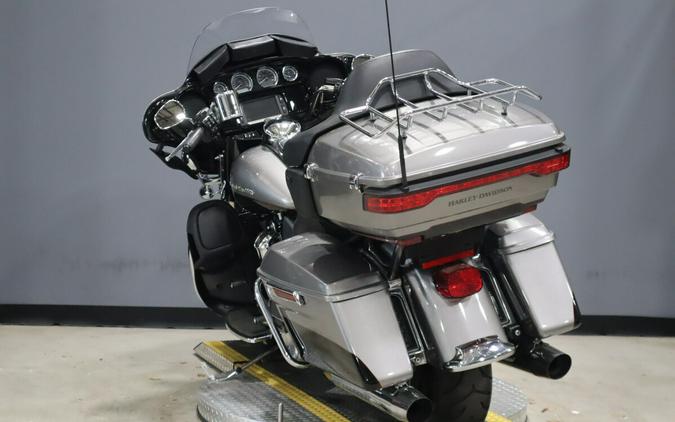 2017 Harley-Davidson Ultra Limited Two-Tone Billet Silver/Vivid Black
