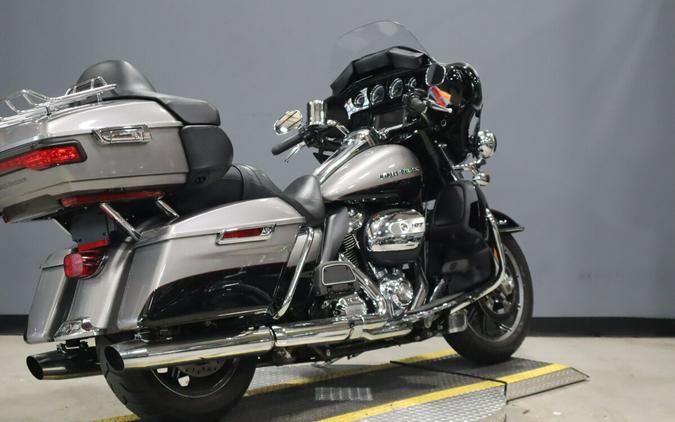 2017 Harley-Davidson Ultra Limited Two-Tone Billet Silver/Vivid Black