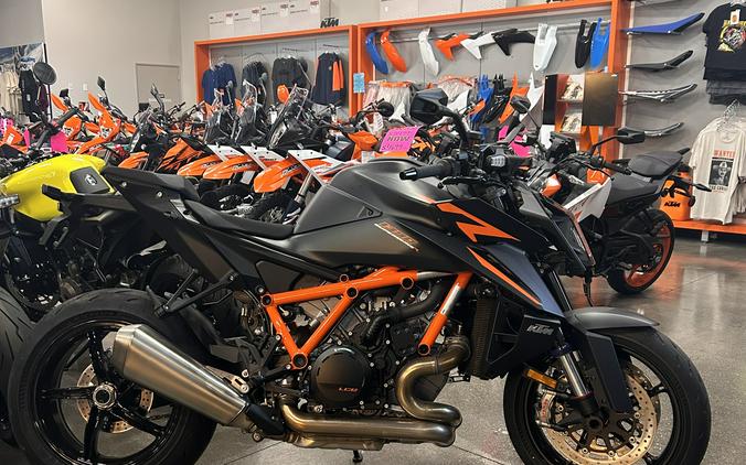 2026 KTM 1390 Super Duke R EVO