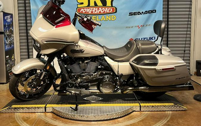 2023 Harley-Davidson Street Glide FLHXSE - CVO