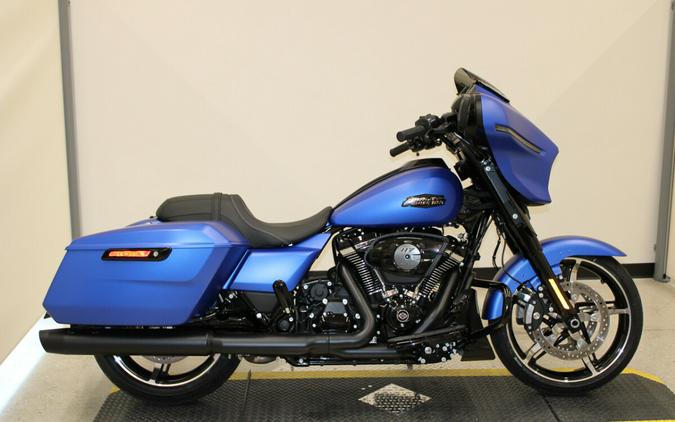 New 2026 Harley-Davidson Street Glide Grand American Touring FLHX Motorcycle For Sale In Miami, Florida
