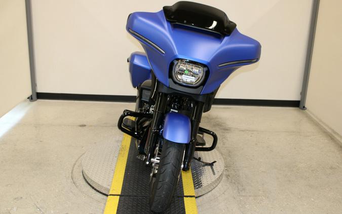 New 2026 Harley-Davidson Street Glide Grand American Touring FLHX Motorcycle For Sale In Miami, Florida