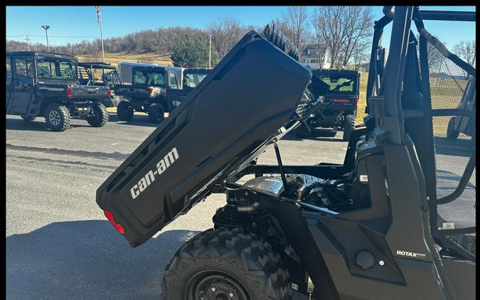 2024 Can-Am® Defender HD9