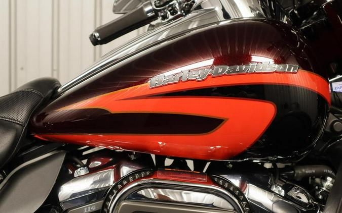 2017 Harley-Davidson® FLHTKSE - CVO™ Limited