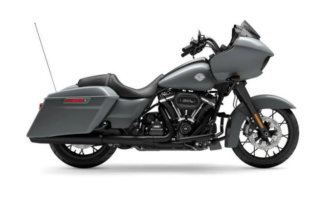 2023 Harley-Davidson Road Glide Special Review [120th Edition]