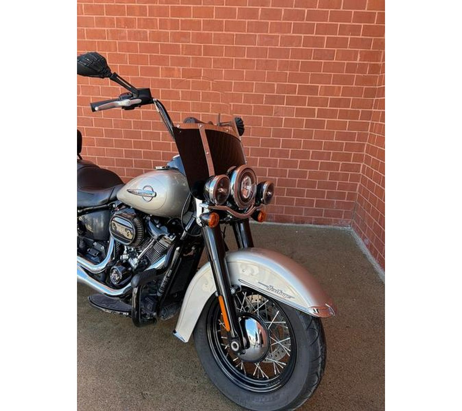 2018 Harley-Davidson® FLHCS - Softail® Heritage Classic 114