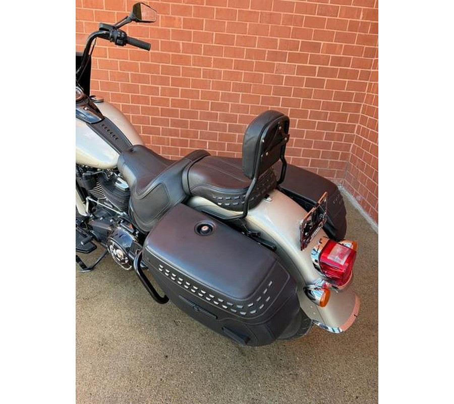 2018 Harley-Davidson® FLHCS - Softail® Heritage Classic 114