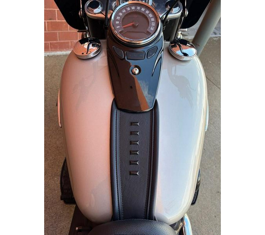 2018 Harley-Davidson® FLHCS - Softail® Heritage Classic 114