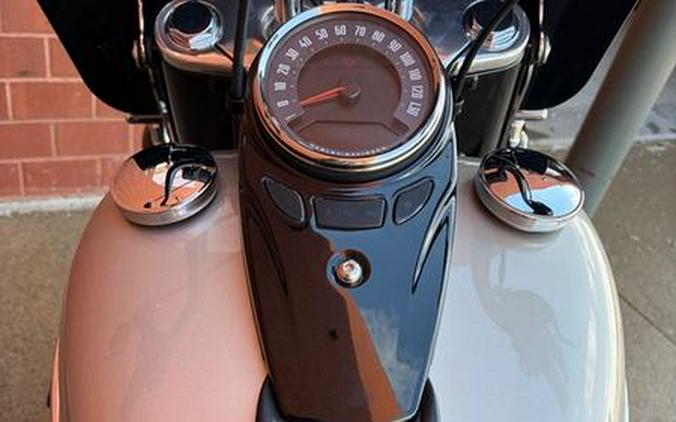 2018 Harley-Davidson® FLHCS - Softail® Heritage Classic 114