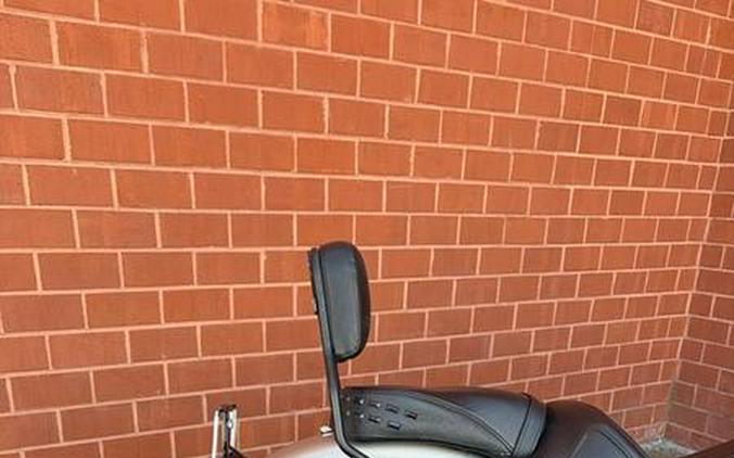 2018 Harley-Davidson® FLHCS - Softail® Heritage Classic 114