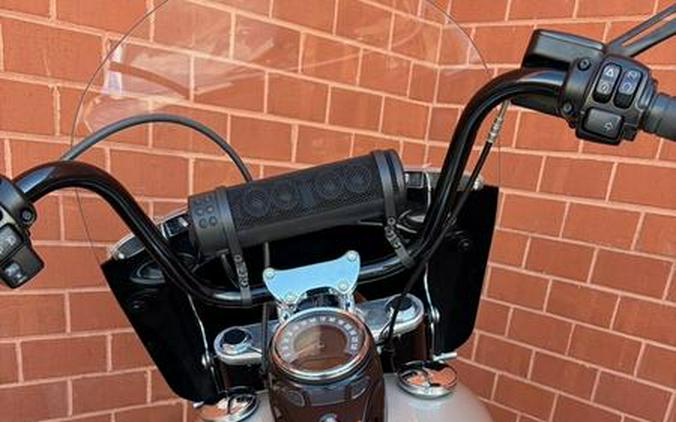 2018 Harley-Davidson® FLHCS - Softail® Heritage Classic 114