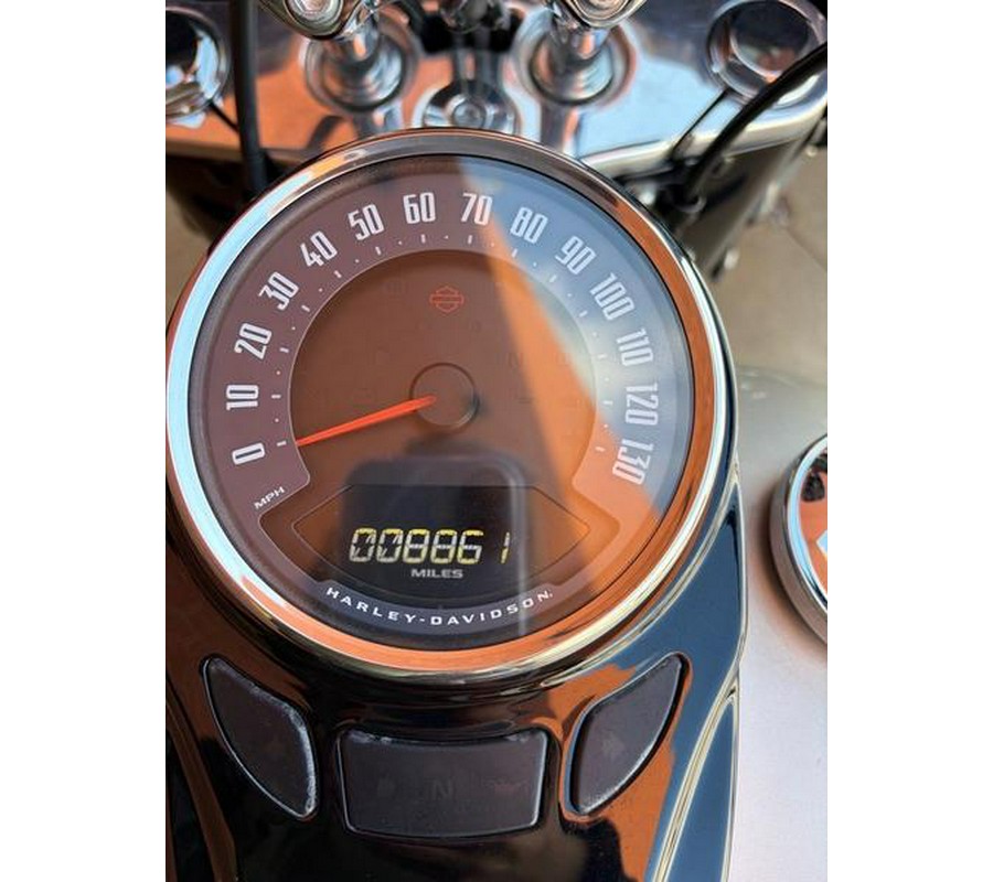 2018 Harley-Davidson® FLHCS - Softail® Heritage Classic 114