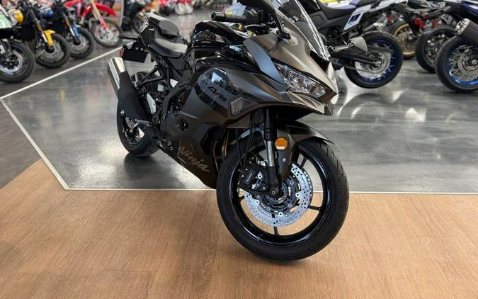 2026 Kawasaki Ninja® ZX™-4RR ABS