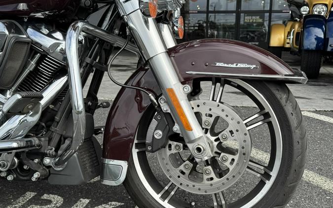 FLHR 2022 Road King