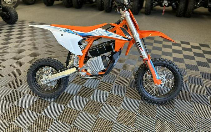 2024 KTM SX-E 5