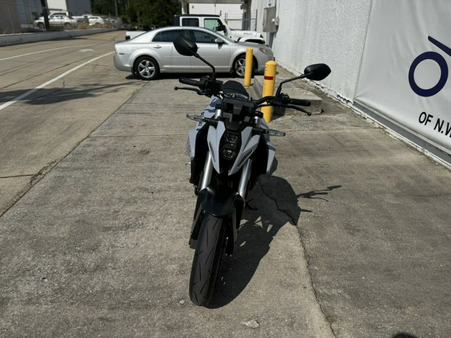 2024 Suzuki GSX 8S