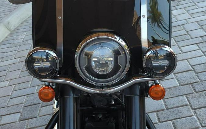 2021 Harley-Davidson® FLHCS - Heritage Classic 114
