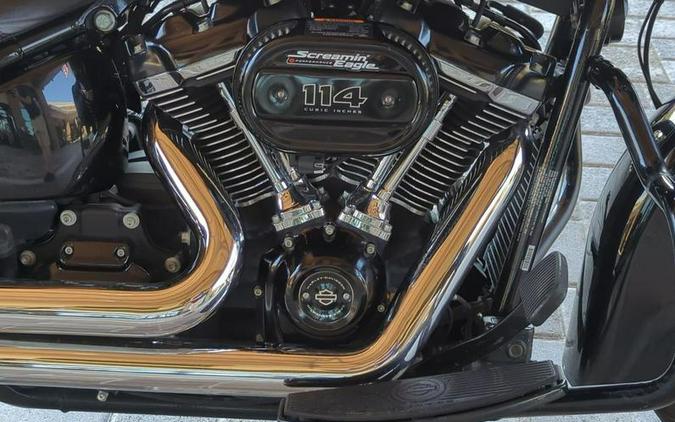 2021 Harley-Davidson® FLHCS - Heritage Classic 114