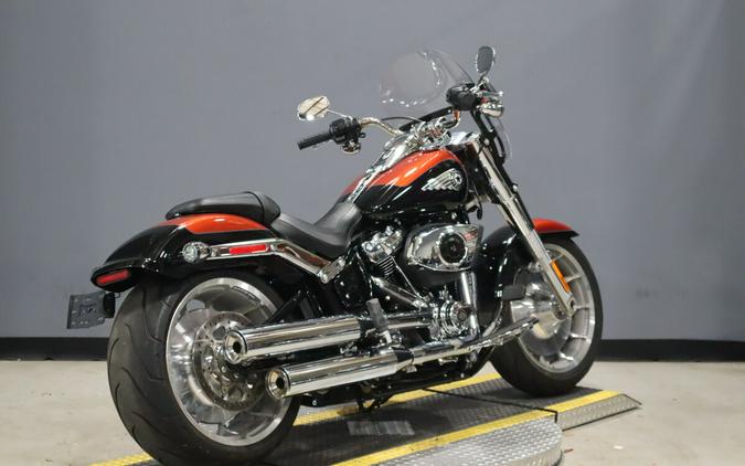 2025 Harley-Davidson Fat Boy Whiskey Fire / Vivid Black