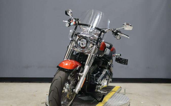 2025 Harley-Davidson Fat Boy Whiskey Fire / Vivid Black