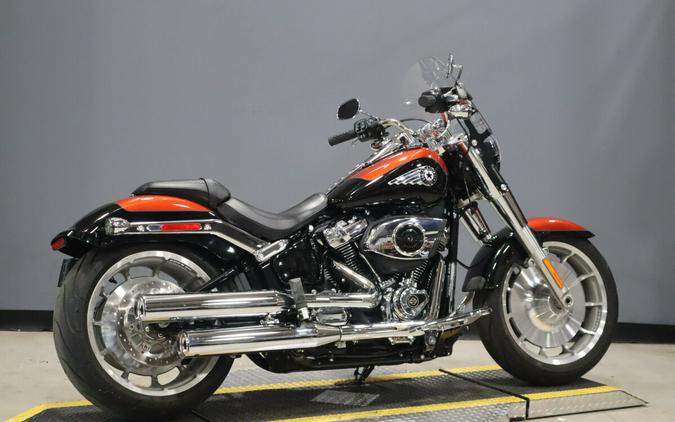2025 Harley-Davidson Fat Boy Whiskey Fire / Vivid Black