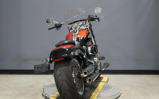 2025 Harley-Davidson Fat Boy Whiskey Fire / Vivid Black