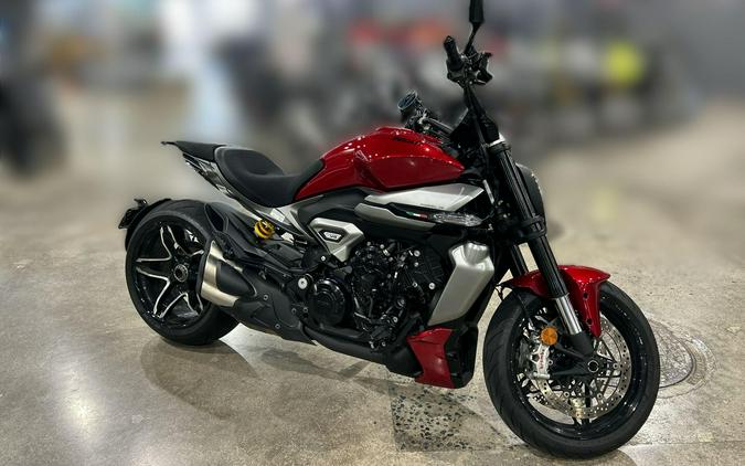 2026 Ducati XDIAVEL V4