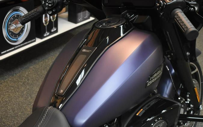 FLHX 2025 Street Glide™